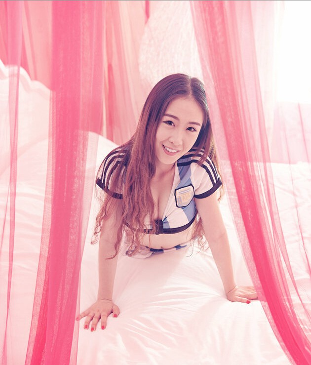 아르헨티나 유니품을 입은 풋볼 베이비