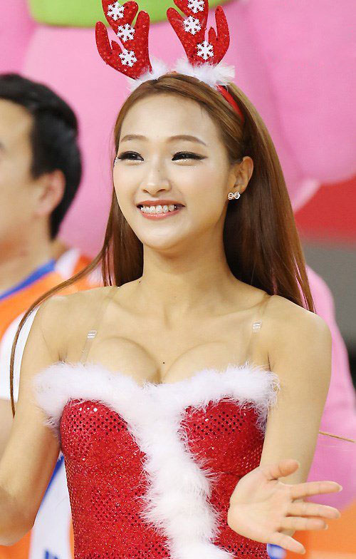 강명호ㅣ'글래머 산타' 전샛별