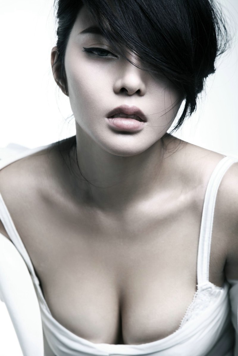 Tuigirl  Feng Yu Zhi