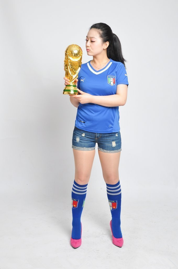 이탈리아 유니품을 입은 풋볼 베이비 3