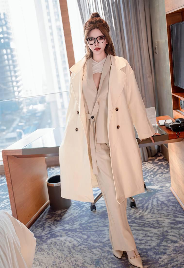 [XiuRen] Vol.7865 모델 Yi Li Sha You Dian Bai