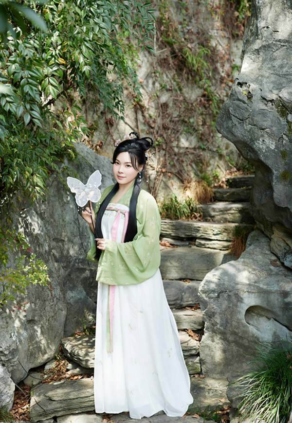 [XiuRen] VOL.9162 모델 Mai Tian