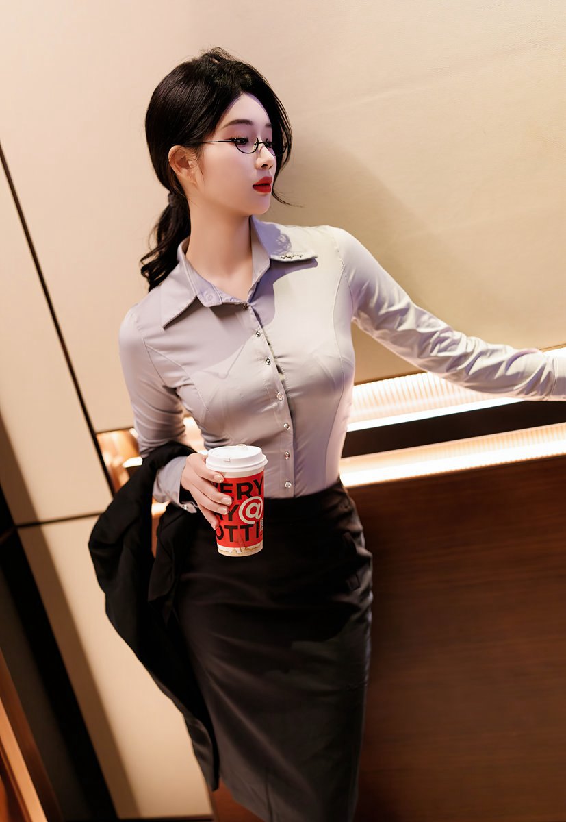 [XiuRen] Vol.9567 모델 Nan Qiao